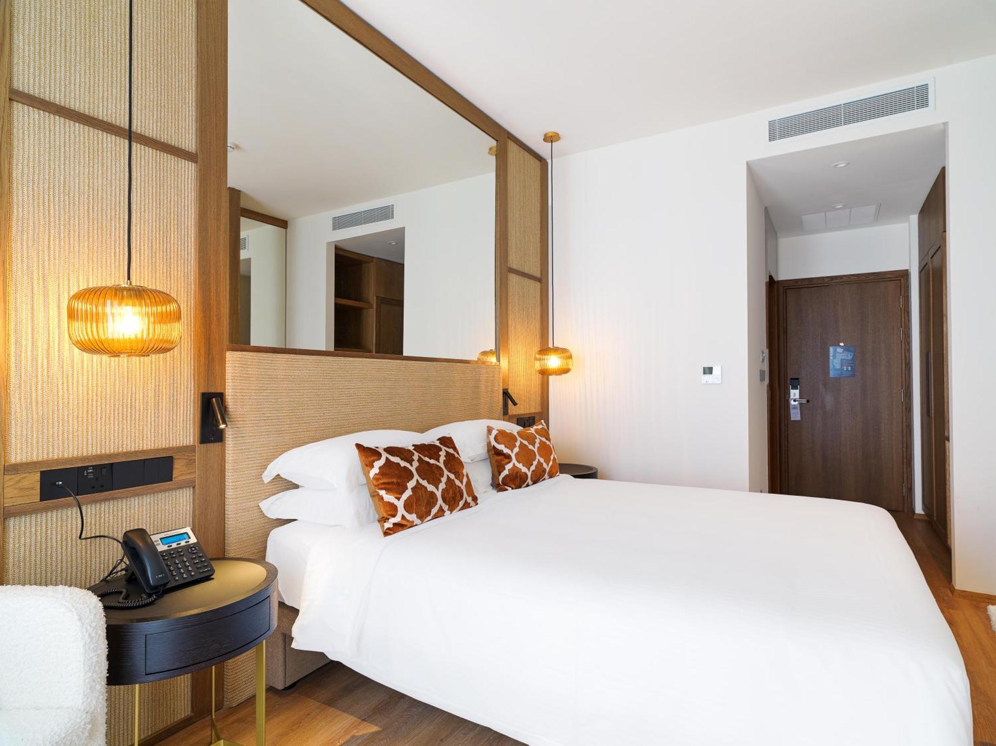 Leonardo Boutique Hotel Larnaca Phòng bức ảnh